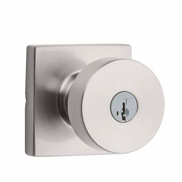 Kwikset: SC1  Pismo Entry Door Knob with Square Rose  Satin Nickel  / with SmartKey Technology